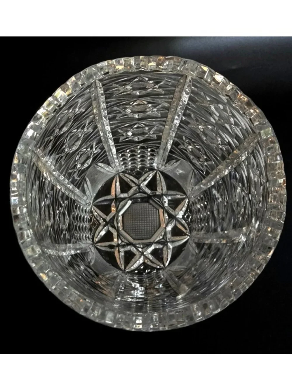 Vintag Queens Lace Bohemian Crystal Cut Glass Vase With Starburst Designs & Scal